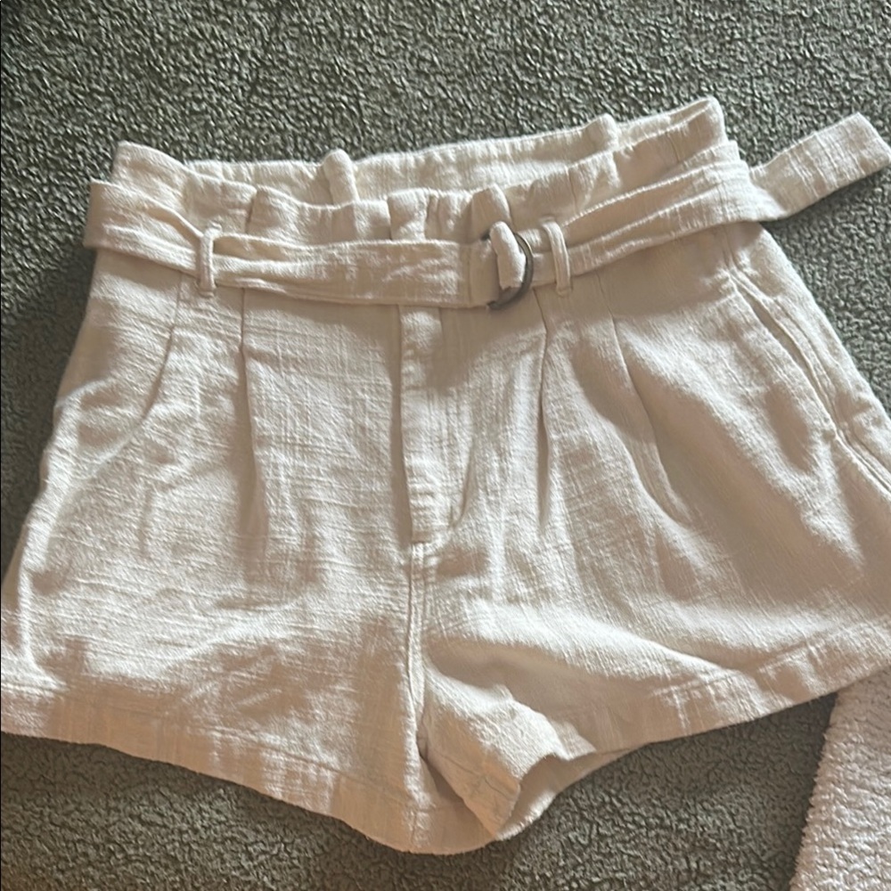 Women's Cream Linen Shorts